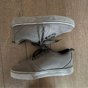 Heelys Pro 20‎ Wheeled Skate Casual Sneakers Black Size 4 Youth